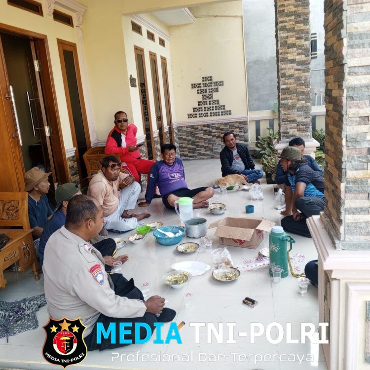 Polsek Cabangbungin Sambangi Warga Setiajaya, Ajak Bersama Jaga Kamtibmas dan Kerukunan