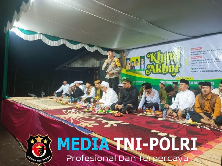 Kapolsek Sebangki Hadiri Haul Akbar Kiyai Asrof, Momentum Mempererat Ukhuwah dan Silaturahmi