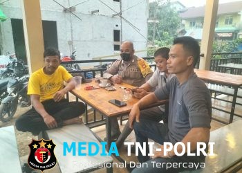 Sambil Ngopi dan Ngobrol, Polisi Meranti Ingatkan Warga Waspadai Modus Kejahatan Terbaru