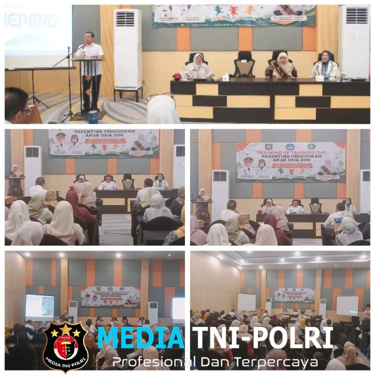 Bupati Pringsewu Riyanto Pamungkas Membuka PELATIHAN HOLISTIK INTEGRATIF TRAINING OF TRAINERS PARENTING PAUD