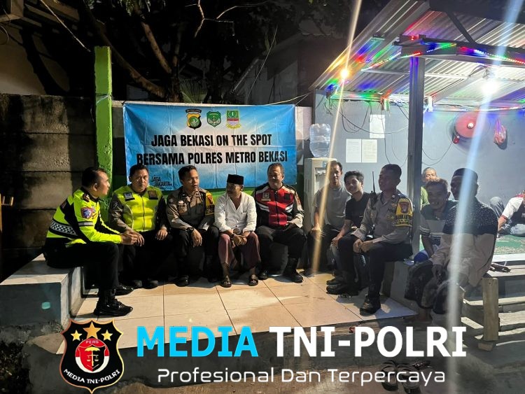 Polsek Cikarang Pusat Hadir di Tengah Warga, Perkuat Kamtibmas Lewat Jaga Bekasi On The Spot