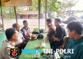 Polsek Cibarusah Silaturahmi dengan Pengurus The Jakmania, Ajak Suporter Jaga Kondusivitas
