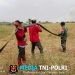 Pantang Menyerah, Babinsa 402-02/Pedamaran Kendalikan Karhutla di Pedamaran V