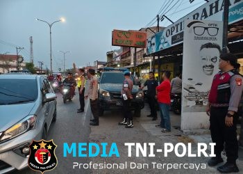 Polsek Cikarang Timur Berikan Pelayanan Pengamanan Nobar Viking Persib di Lafa Park
