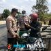Kompi Siaga II Polres Mesuji Gelar KRYD dan Bagikan Masker, Jaga Kamtibmas dan Rasa Aman Pengguna Jalan Lintas Timur