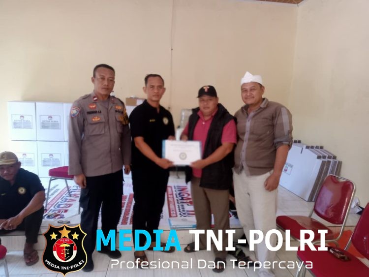 Gunakan Kendaraan Dinas Polri, Polsek Serang Baru Layani Pengantaran Jemaat HKBP untuk Beribadah di Gedung FKUB