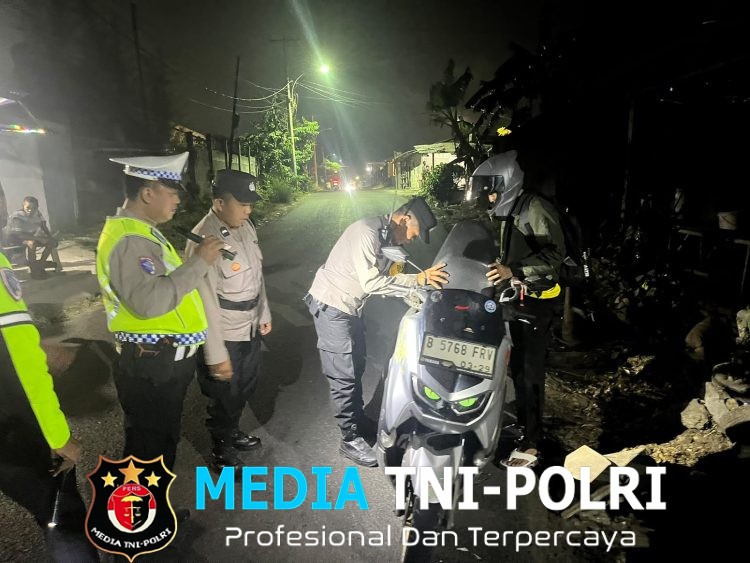 Polsek Cikarang Pusat Gelar OKJ Dini Hari, Cegah 3C hingga Tawuran