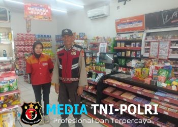 Polsek Cabangbungin Gelar Patroli Mobile dan Jalan Kaki, Antisipasi Gangguan Kamtibmas