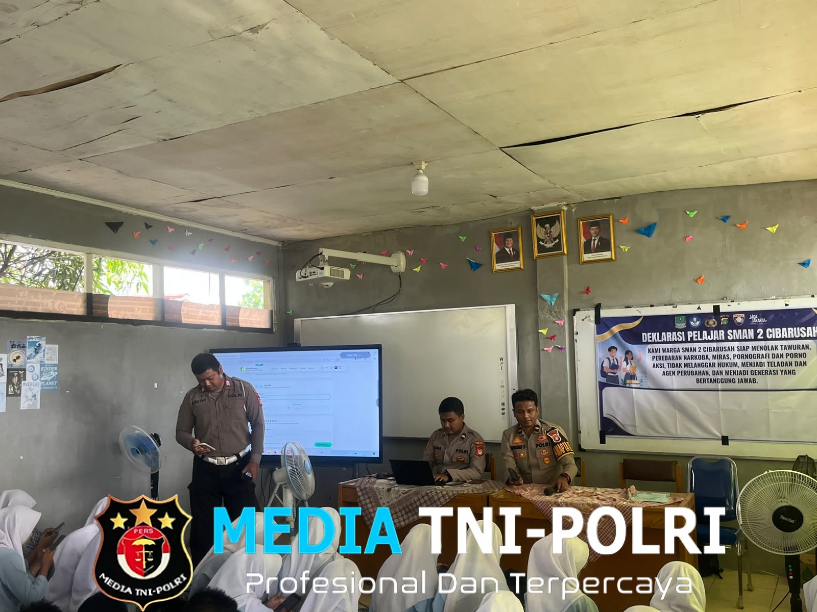 Program Paham AI Sambangi SMAN 2 Cibarusah, 90 Pelajar Dibekali Literasi Kecerdasan Buatan