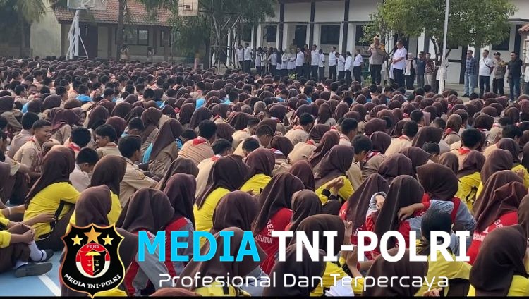 Polisi Sahabat Pelajar, Polsek Cikarang Selatan Ajak Siswa Jauhi Tawuran dan Kenakalan Remaja