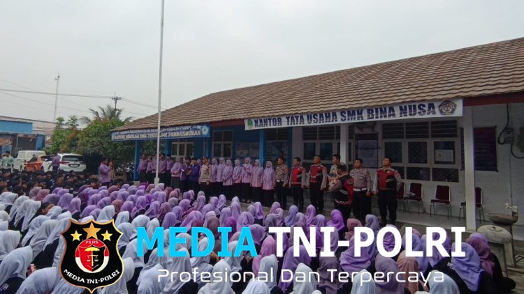 Polisi Sahabat Pelajar, Polsek Babelan Beri Pembinaan di SMK Bina Nusa