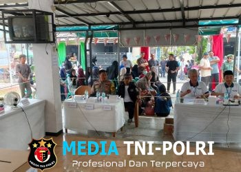 Polsek Serang Baru Monitor Pemilihan Ketua RW 10 Desa Sukasari, Sampaikan Pesan Kamtibmas