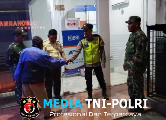 Menjaga Kamtibmas di Wilayah Binaan, Babinsa Intensifkan Patroli Malam