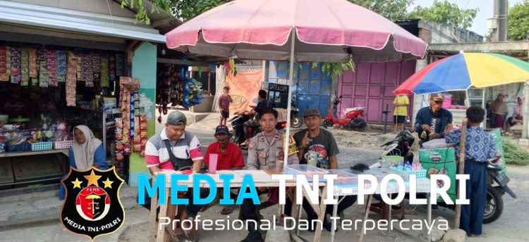 Bhabinkamtibmas Desa Sukamekar Sambangi Warga, Sampaikan Himbauan Kamtibmas