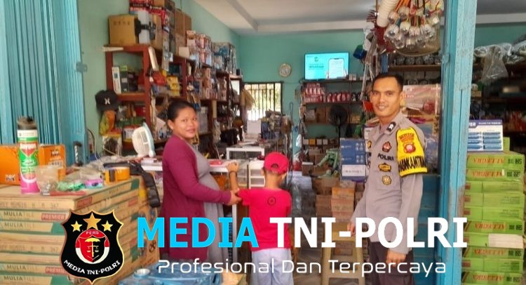 Bhabinkamtibmas Sambangi Toko, Warga Diingatkan Waspadai Potensi Kejahatan