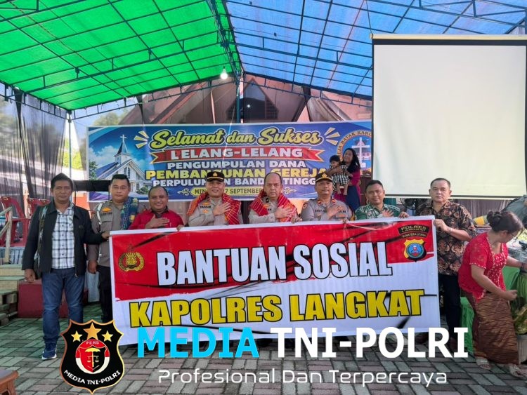 Polres Langkat Salurkan 100 Sak Material untuk Pembangunan Gereja GBKP Runggun Titi Besi