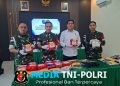 Satgas Pamtas RI-Malaysia Yonarmed 19/Bogani Serahkan 16,4 Kg Sabu ke BNNP Kalbar