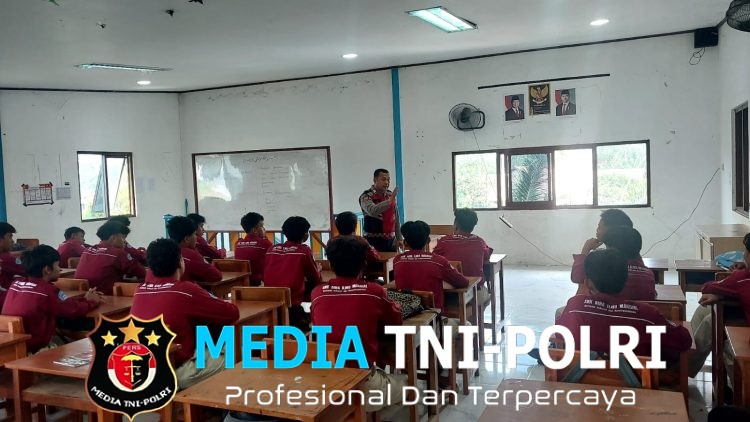 Polres Metro Bekasi Gelar Deklarasi dan Pendampingan Bapak Asuh di SMK Bina Ilmu Mandiri