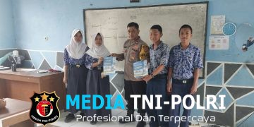 Polsek Cabangbungin Sosialisasikan Penerimaan Murid Baru SMA Kemala Taruna Bhayangkara di SMPN 1 Atap