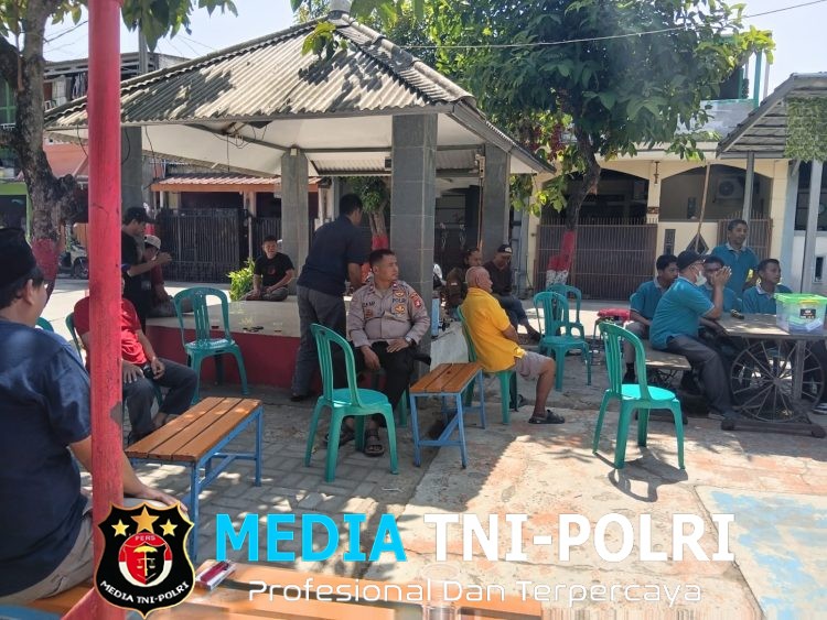 Bhabinkamtibmas Polsek Setu Sambangi Tokoh Masyarakat, Perkuat Kamtibmas Pasca Pilkades