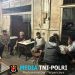 Patroli Malam, Polisi Sapa Warga yang Bersantai Sekaligus Sampaikan Imbauan Antisipasi Pencurian