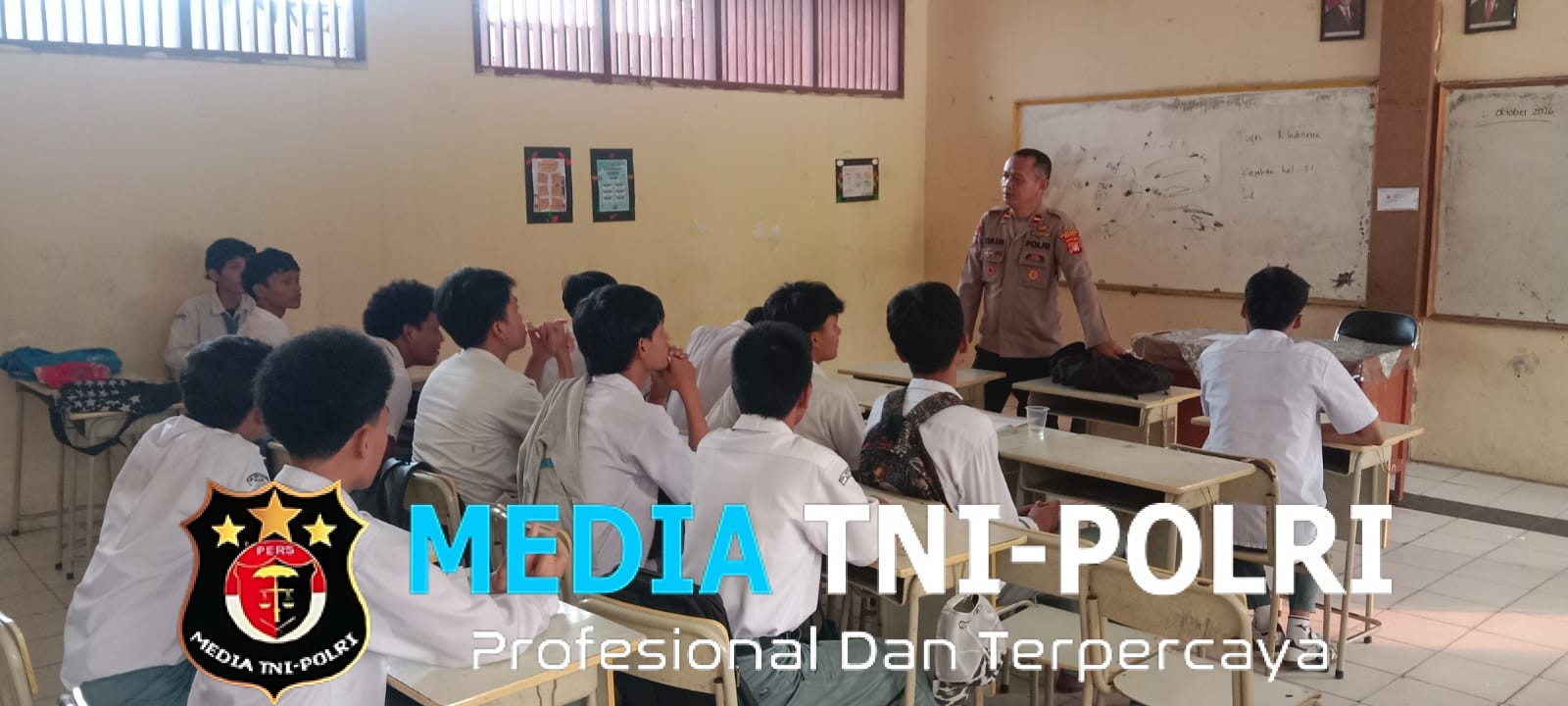 Polisi Pendamping Kelas di SMK Abdi Negara, Dorong Pelajar Fokus Belajar dan Raih Masa Depan