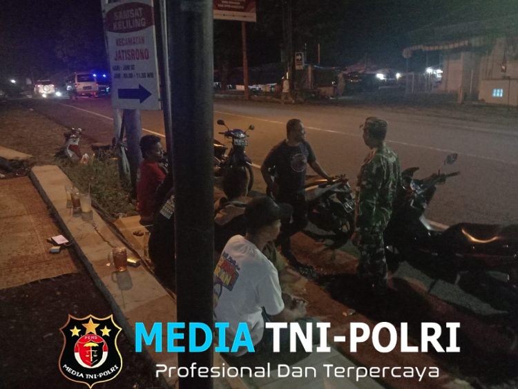 Koramil 14/Jatisrono Tingkatkan Patroli Malam Demi Keamanan Wilayah