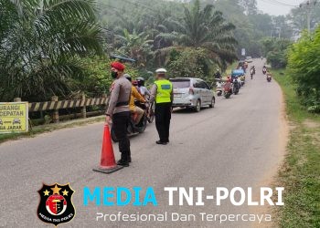 197 Personel Polres Landak Diterjunkan, Atur Lalu Lintas Pagi di Titik Rawan Macet dan Kecelakaan
