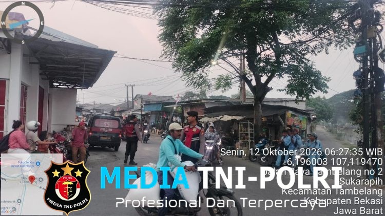 Pastikan Kelancaran Aktivitas Pagi, Polsek Tambelang Hadir Berikan Pelayanan Pengaturan Lalu Lintas di Kawasan Pasar