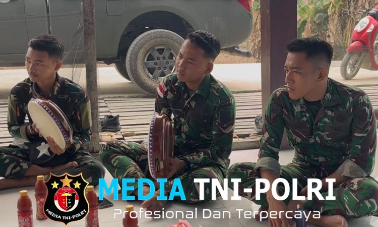 Pererat Tali Silaturahmi, Satgas Yonif 147/KGJ Pos Kotis Meyado Latih Seni Hadroh di Distrik Meyado