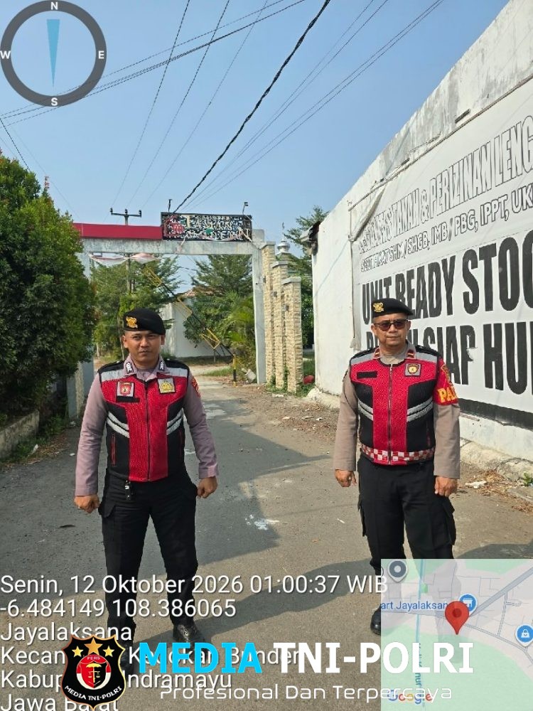 Antisipasi Kejahatan Jalanan dan Gangguan Kamtibmas, Polsek Cabangbungin Intensifkan Patroli Preventif di Desa Setialaksana