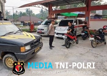 Polisi Hadir Membawa Rasa Aman, Patroli Siang Polsek Mandor Jadi Momentum Dekatkan Diri dengan Warga
