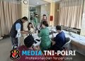 Respons Cepat Laporan 110, Polsek Cikarang Utara Bantu Perempuan Sakit Mendapatkan Perawatan Medis