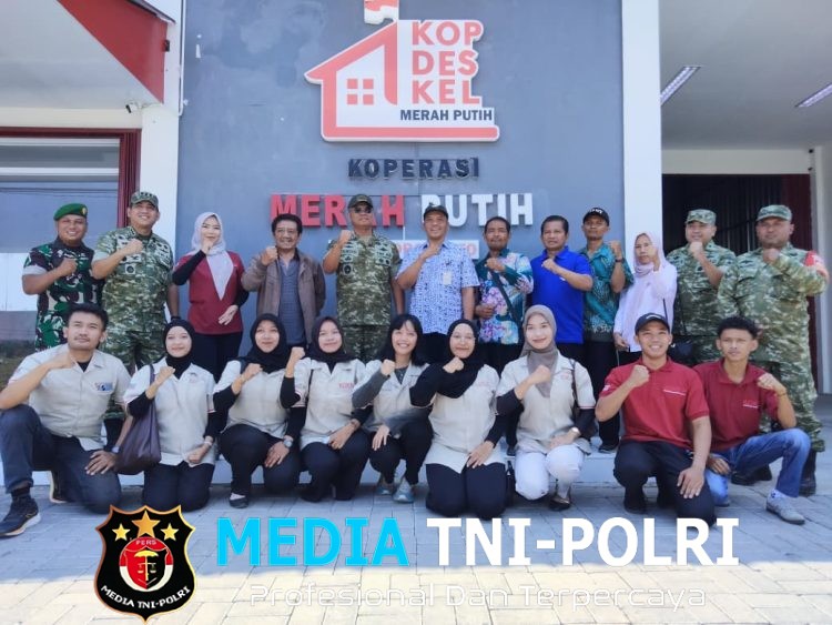 Kasad Tinjau KDKMP Sobokerto Boyolali, Pastikan Kebutuhan Pokok dan Pupuk Petani Terjangkau