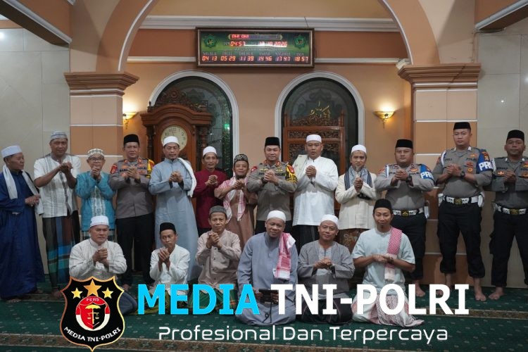 Subuh Keliling di Masjid Al-Falah, Wakapolres Metro Bekasi Dengarkan Langsung Keluhan Warga, dari Knalpot Brong hingga Maraknya Curanmor