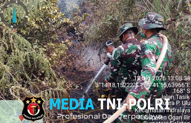 Gerak Cepat TNI Padamkan Karhutla di Desa Tanjung Seteko Ogan Ilir