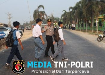 Kapolres Mesuji Pimpin Pengaturan Lalu Lintas di Titik Rawan Kemacetan dan Kawasan Sekolah