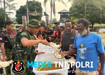 Satgas Yonif 147/KGJ Gelar Tasyakuran dan Makan Bersama Warga Distrik Yamor