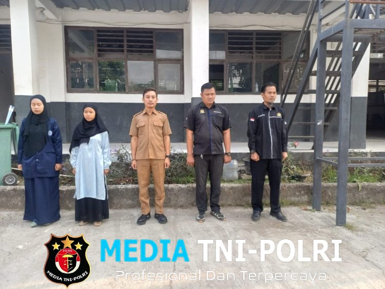 Cegah Kenakalan Remaja dan Pengaruh Provokasi, Polsek Cibarusah Dampingi Pelajar SMKS PGRI Bojongmangu untuk Fokus Belajar dan Raih Prestasi