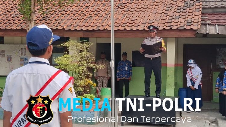 Bangun Generasi Disiplin dan Berkarakter, Polsek Tambun Utara Berikan Pembinaan kepada Ratusan Pelajar SMPN 4 Tambun Utara