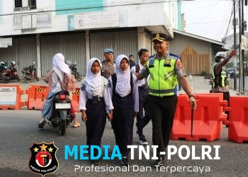 Saat Jalan Pringsewu Padat, Kapolres Turun Tangan Atur Lalu Lintas