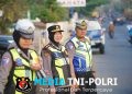 Hadir di Tengah Masyarakat, Kapolres Lampung Utara Pantau Arus Lalu Lintas, Pastikan Pelayanan Berjalan Optimal