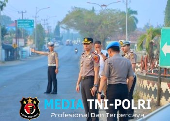Kapolres Lampung Tengah Turun Langsung ke Jalan, Wujudkan Semangat Polisi Bersama Masyarakat