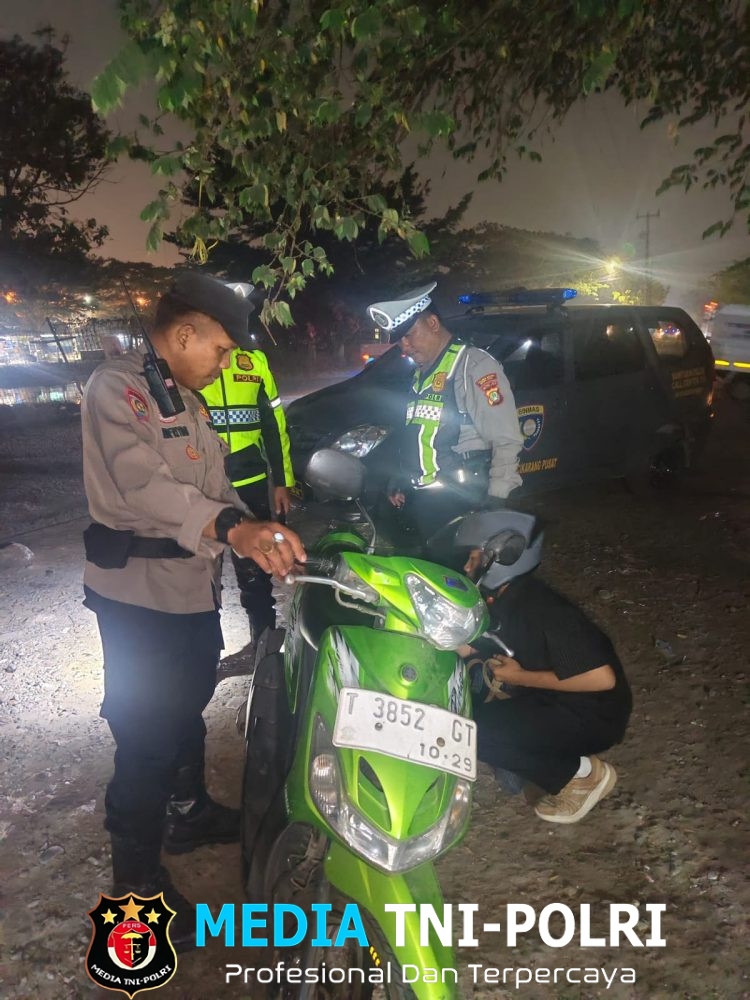 Polsek Cikarang Pusat Gelar Operasi Kejahatan Jalanan di Kalimalang, Antisipasi 3C dan Gangguan Kamtibmas