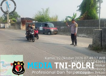 Polsek Muaragembong Gelar Strong Point Pagi di Jembatan Pantai Mekar–Pantai Bakti, Pastikan Kelancaran dan Keselamatan Pengguna Jalan