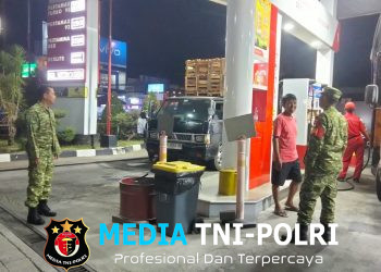 Jaga Keamanan dan Kondusivitas , Babinsa Koramil Slogohimo Patroli