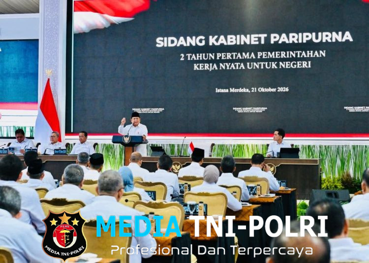 Hadiri Sidang Kabinet Paripurna, Mendagri Tito Simak Arahan Presiden soal Pentingnya Kekompakan