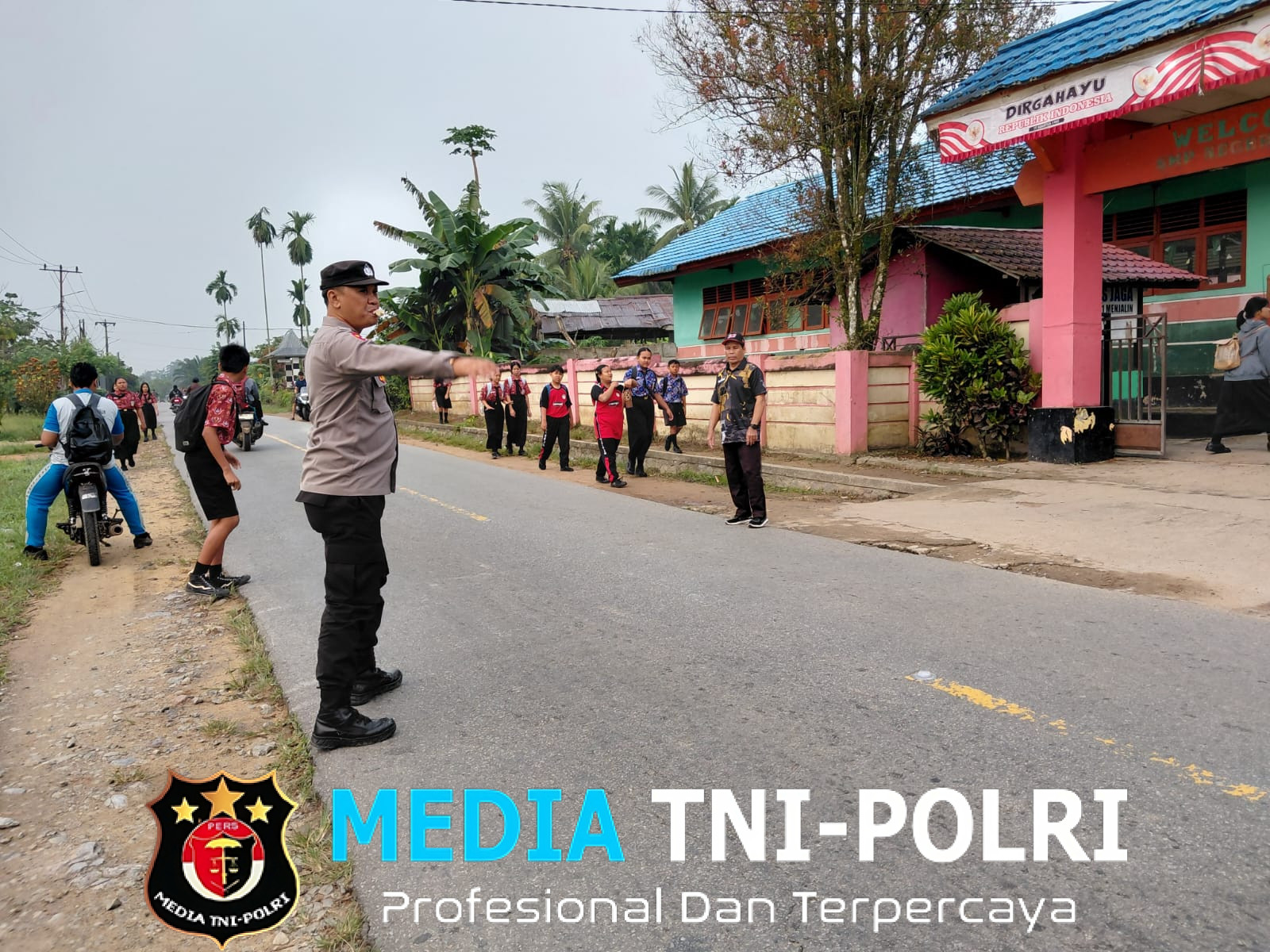 Polsek Menjalin Gelar Strong Point Pagi, Bantu Kelancaran Lalu Lintas di Jalan Raya