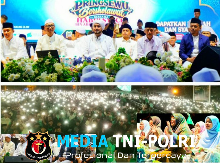 Ribuan Syekhermania & Umat Muslim Padati Acara Pringsewu Bershalawat