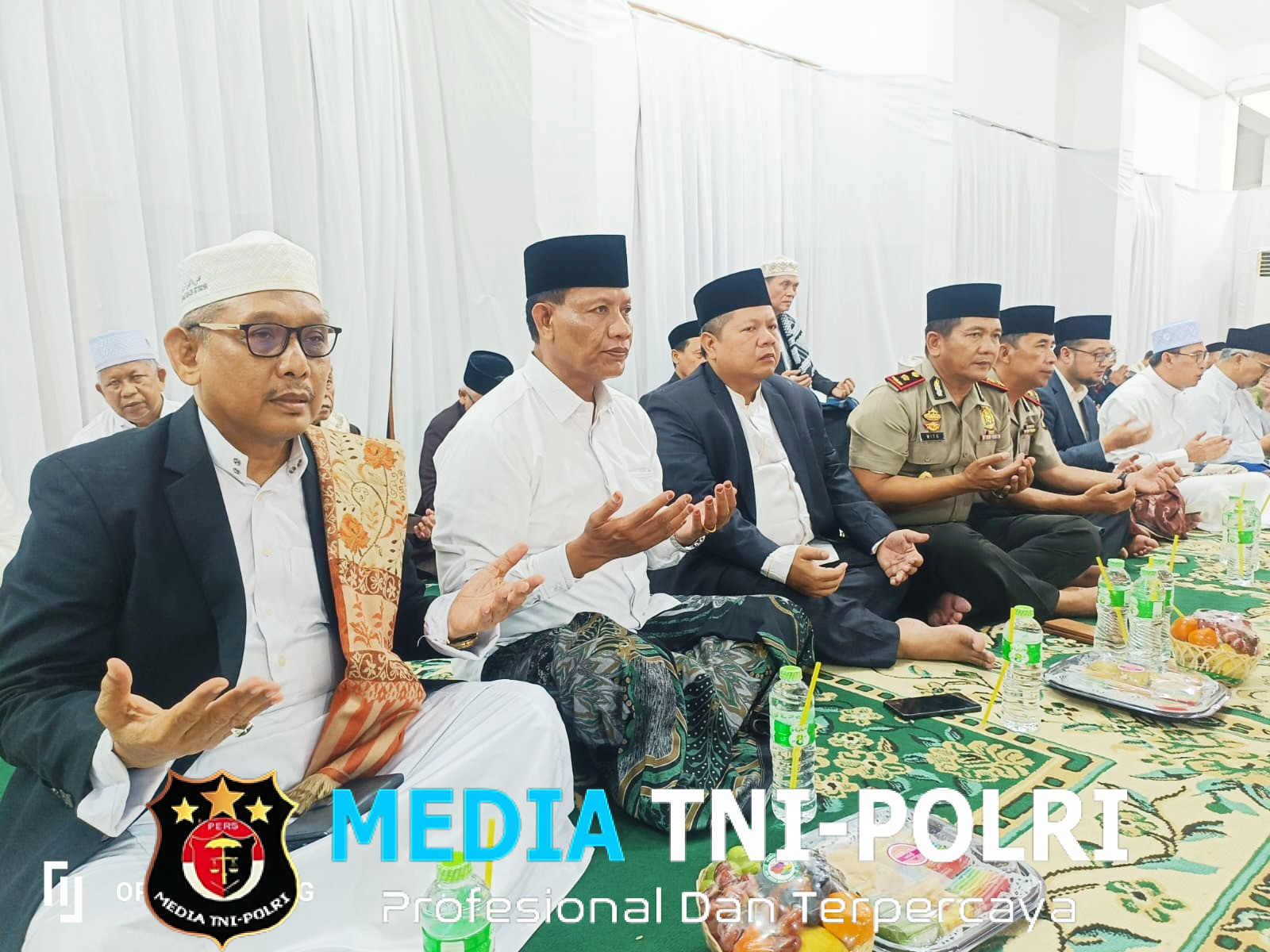 Polres Metro Bekasi Hadiri Haul KH Noer Alie ke-36 di Babelan, Perkuat Silaturahmi dengan Ulama dan Masyarakat